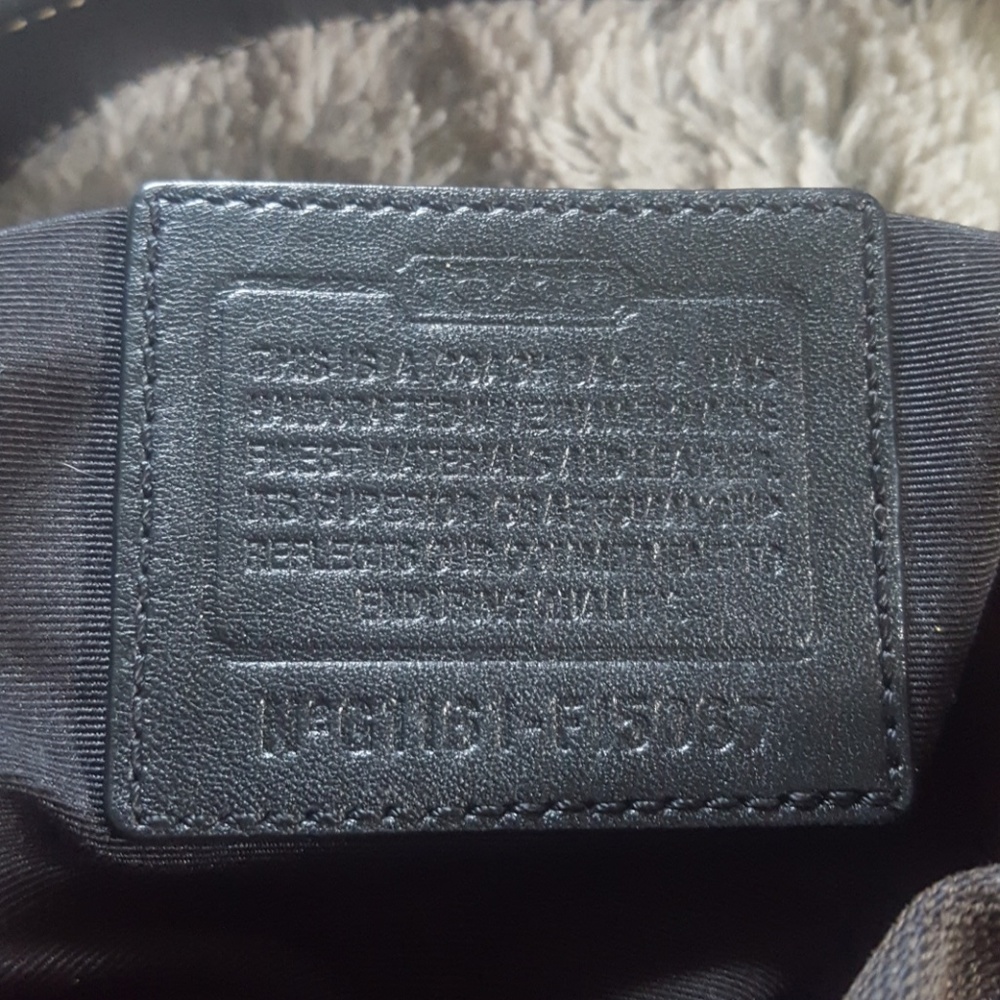 Coach purse - Picture 4 of 6